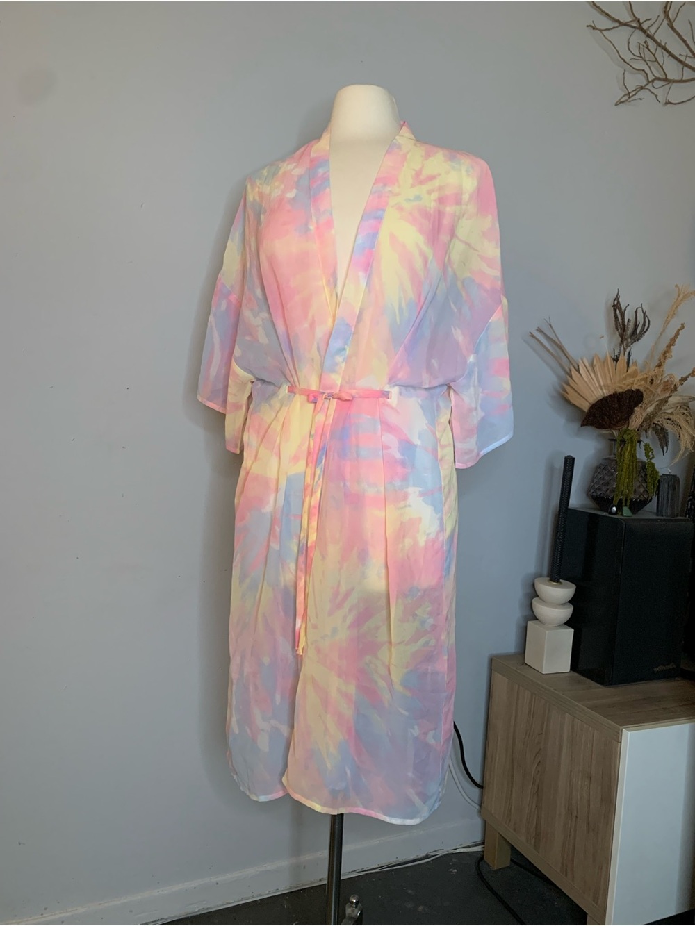 Pastel Tie-Dye Sheer Robe - Picture 2 of 4